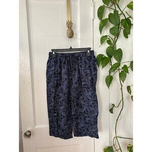 Karen Scott women’s size medium petite blue and black pants